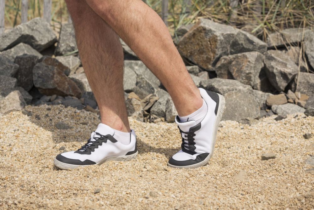 Dupleq black white vegan