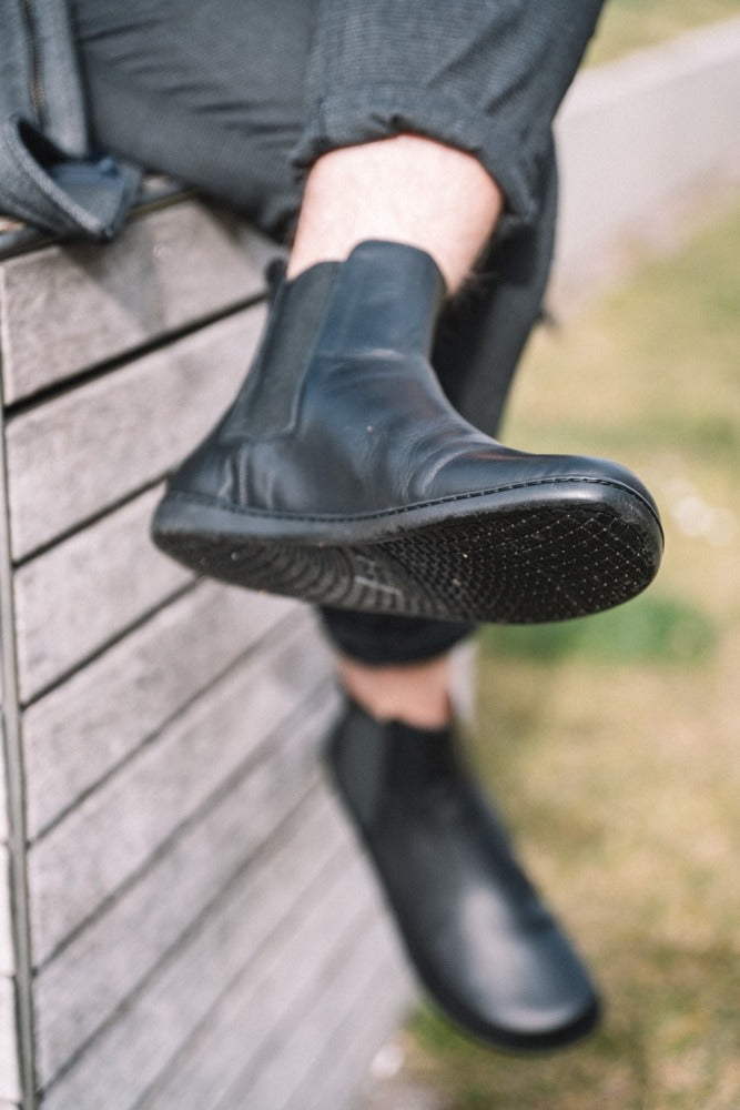 EQUITY Black