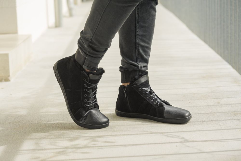 OMSQ Mid Winter Black
