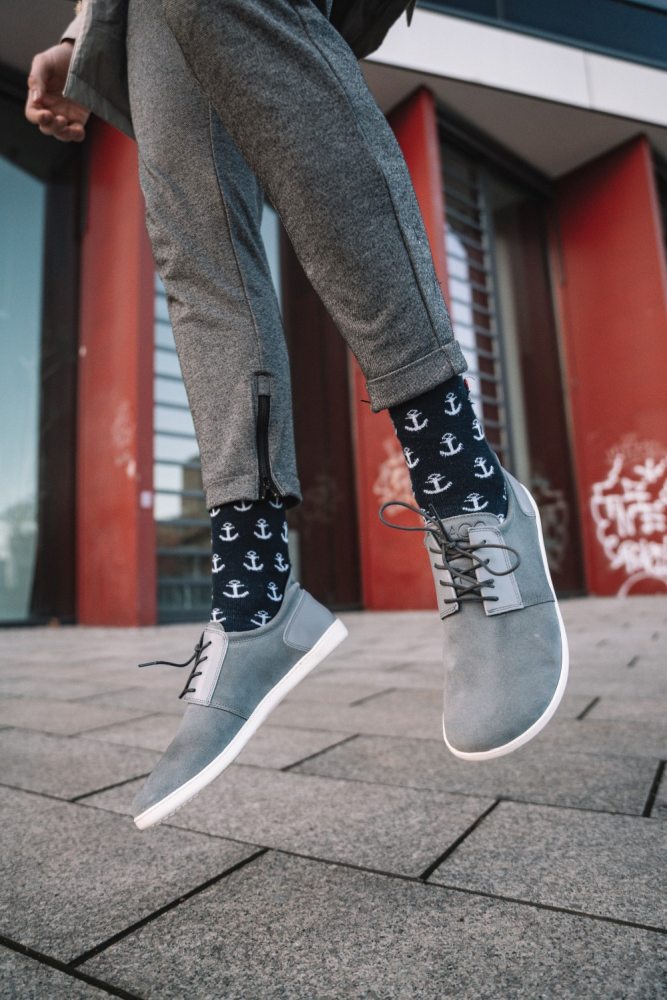 PIQUANT Gray