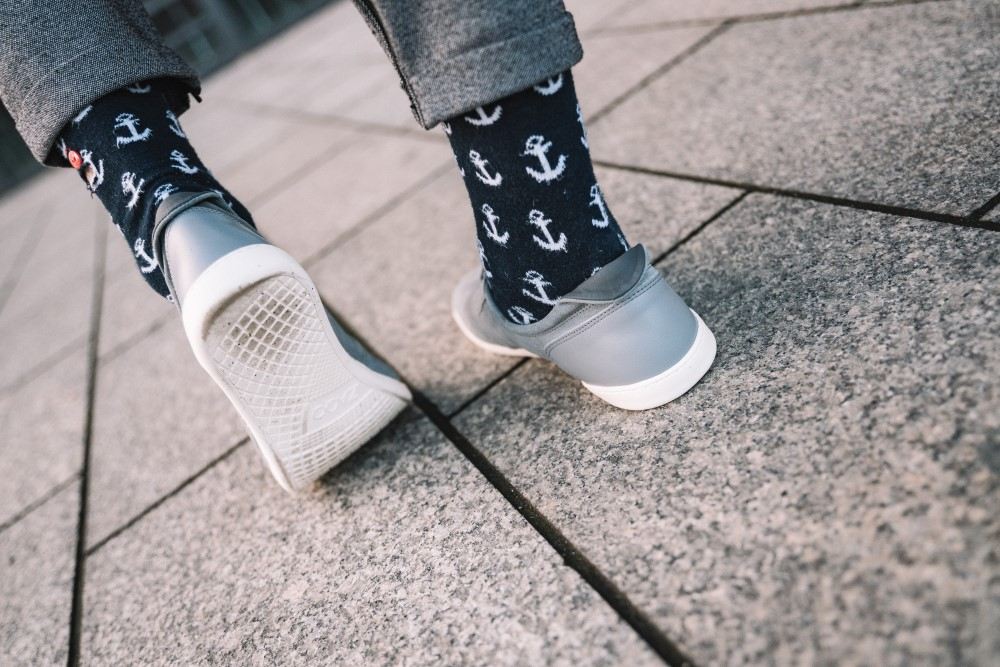 PIQUANT Gray