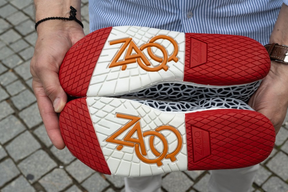 ABEQ Gray Red