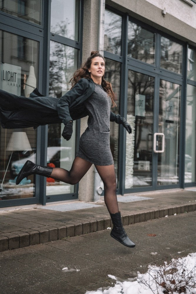 Attraqt Stretch Nappa Black